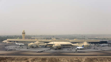 VIDEO: El momento en que Yemen ataca con drones un aeropuerto de Emiratos Árabes Unidos