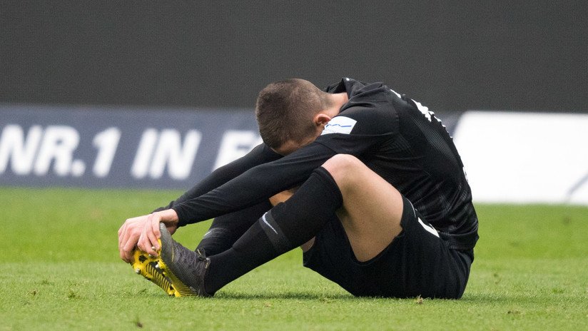 "Nunca te voy a olvidar": El emotivo mensaje del hijo del futbolista Reyes tras la muerte de su padre