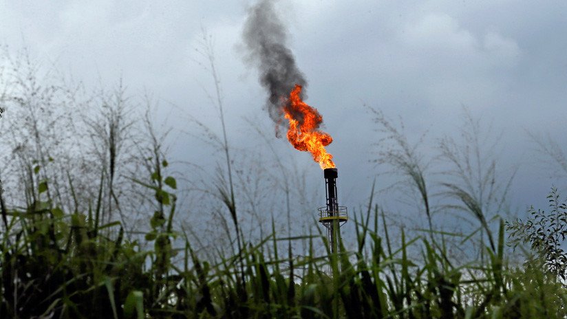 El precio del petróleo Brent cae por debajo de los 60 dólares por primera vez en cuatro meses