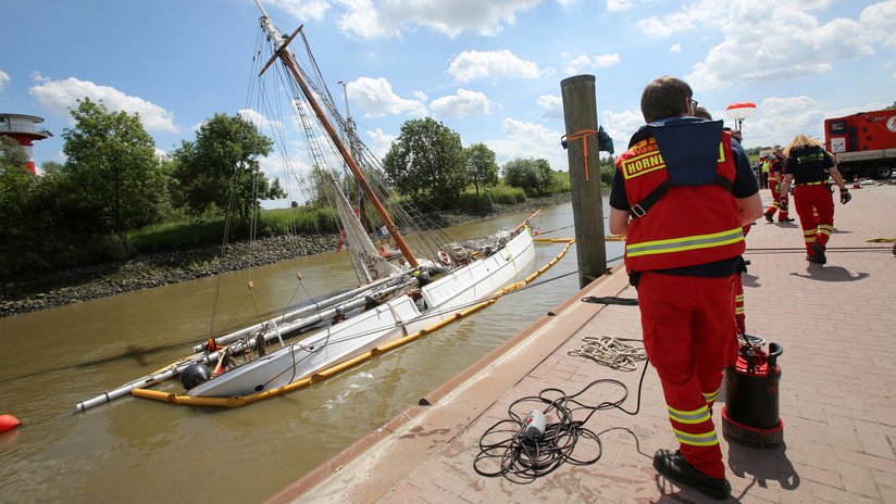 FOTOS, VIDEO: Se hunde un velero histórico tras colisionar con un carguero en Alemania