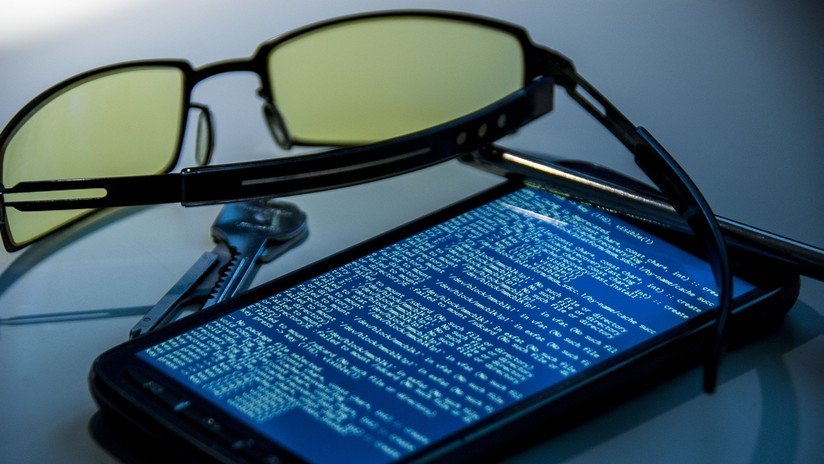 'Hackers' aprendieron a infectar teléfonos Android antes de que los aparatos salgan de la fábrica