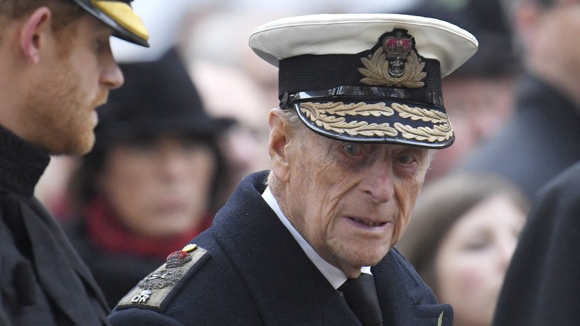 "Uno no se casa con actrices": Reportan que el duque de Edimburgo quiso evitar la boda de su nieto con Meghan Markle