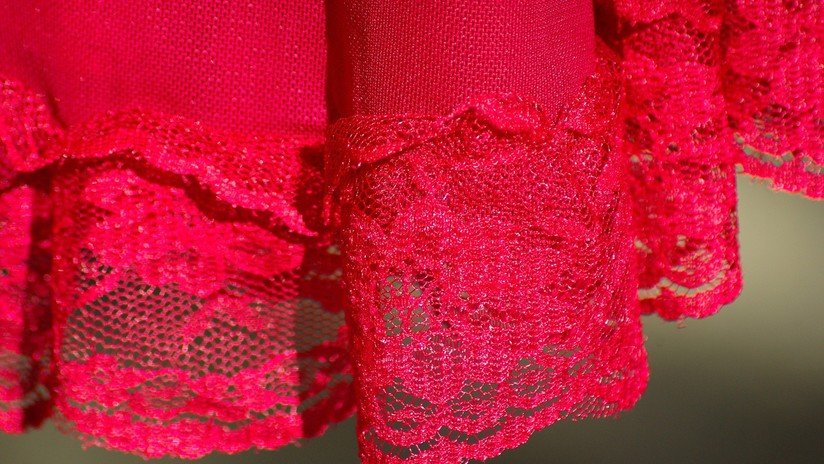 VIDEO: Llueven críticas a una supuesta maestra que bailó 'perreo' vestida de 'babydoll' en el Día del Padre en Perú