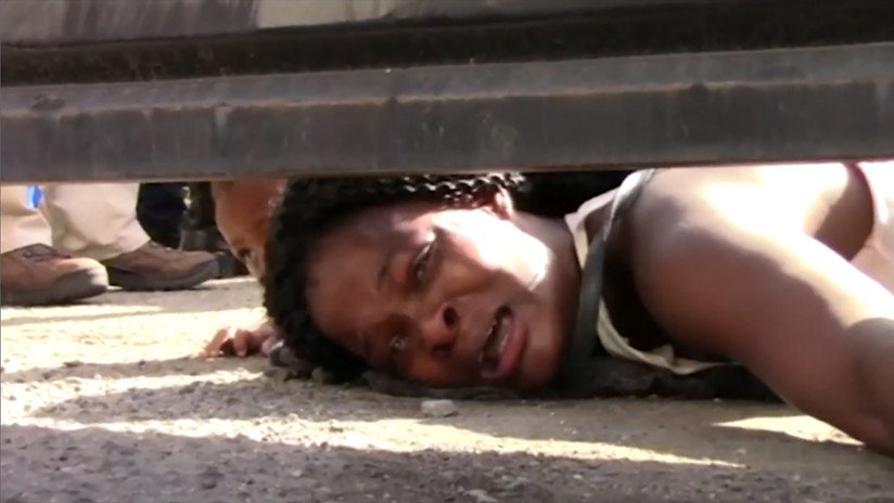 "Mi hijo está muriendo": Una mujer suplica ayuda desde un refugio para migrantes en México (VIDEO)