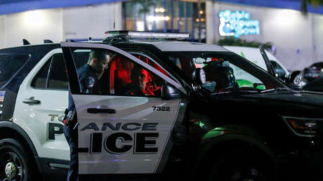 Masivo despliegue policial en California tras tiroteo en un centro comercial (VIDEO, FOTOS)