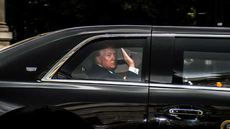 Una funeraria alquila limusinas para la visita de Trump a Irlanda por un millón de dólares