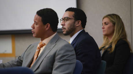 Exestrella de la NFL se enfrenta a juicio por violación de una indigente anciana, una menor y una autoestopista