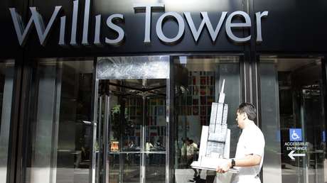 Chicago: Se agrieta el suelo de un balcón ubicado en el piso 103 de un rascacielos (FOTOS, VIDEO)