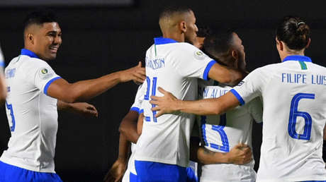 Brasil golea 3-0 a Bolivia en su debut en la Copa América