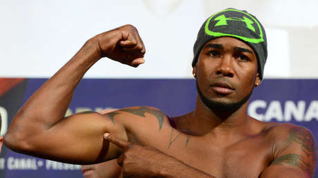 VIDEO: El 'Doctor del KO' se lleva el título de la FIB tras noquear a su rival, dejándolo inconsciente más de un minuto