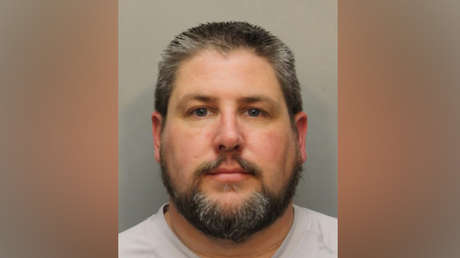 Acusan por abusar de una niña durante años a un pastor de EE.UU. que promovió una ley para penalizar el aborto