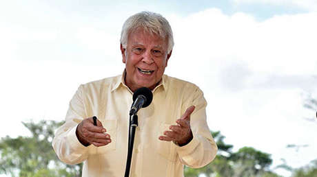 El expresidente español Felipe González comparte su receta para "acabar ya" con el Gobierno de Maduro (y el diálogo no es su ingrediente favorito)