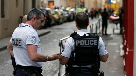 Al menos dos heridos por un tiroteo ante una mezquita en Francia