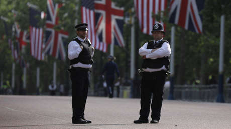 Matan a cuchilladas a una mujer embarazada al sur de Londres y su bebé nace en el lugar