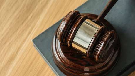 Llevarán al cine la historia del hombre que mató a su padre multimillonario tras reducirle la paga mensual