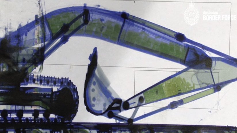 FOTO: Hallan casi 400 kilos de cocaína escondidos en una excavadora en Australia