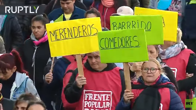 VIDEO, FOTOS: Organizaciones sociales de Argentina realizan 'ollas populares' para reclamar la 'Emergencia Alimentaria'