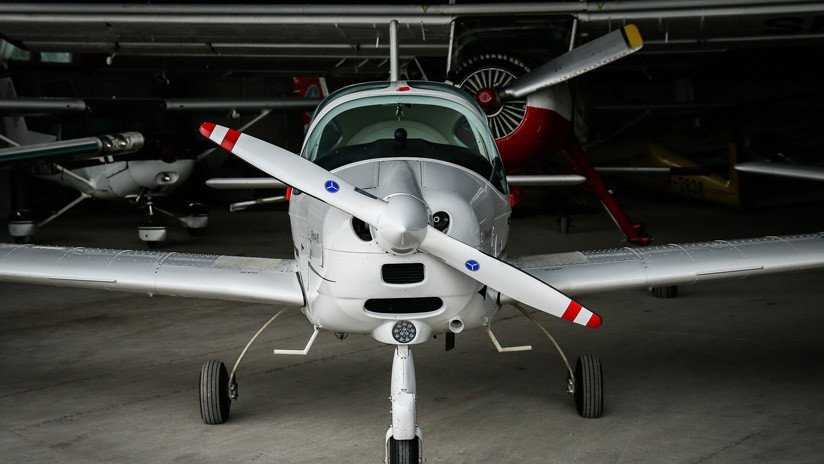 VIDEO: Un niño de 13 años 'roba' dos avionetas tras aprender a manejarlas mirando el trabajo de los técnicos