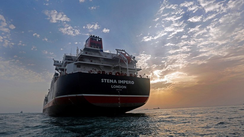 Medios iraníes publican el primer video de la tripulación del petrolero británico capturado por Teherán