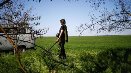 Le estalla una bomba de la Primera Guerra Mundial mientras buscaba monedas