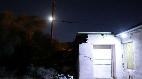 Habitantes de California compran kits de supervivencia presa del pánico por los recientes sismos