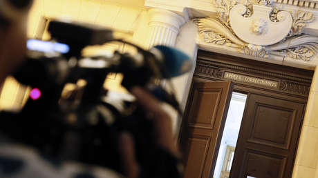 Comienza en París el juicio contra la princesa saudita que obligó a un obrero a besar sus pies