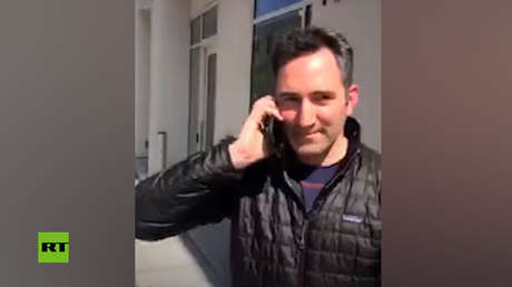 "¡Papá, no llames a la Policía!": un niño suplica a su padre que no denuncie a un afroamericano (VIDEO)