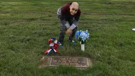 Una mujer con cáncer recauda tantas donaciones para su funeral que ayuda a otras personas en su situación