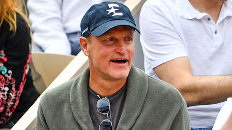 VIDEOS: El actor Woody Harrelson asiste a una final del Wimbledon y sus reacciones se convierten en memes