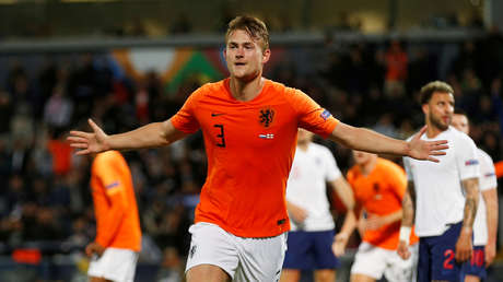 El futbolista holandés Matthijs de Ligt llega a la Juventus por 75 millones de euros