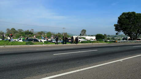 Agricultores bloquean accesos a la Cámara de Diputados de México para pedir más recursos