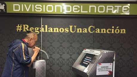 De las burlas a los aplausos y las lágrimas: los secretos mejor guardados del karaoke instalado en el metro de Ciudad de México (VIDEO)