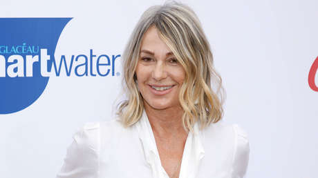 VIDEO: Nadia Comaneci rememoró su 10 en Montreal 76 mostrando sus habilidades en la playa