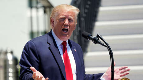 "Se muestra desagradable conmigo en sus columnas pero me besó el trasero por teléfono": Trump arremete contra un periodista de NYT