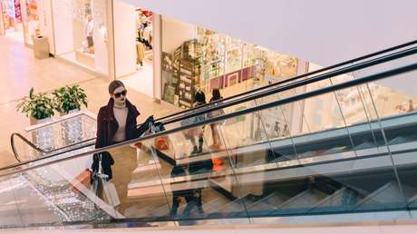 VIDEO: Adolescentes roban un celular y el karma llega de inmediato