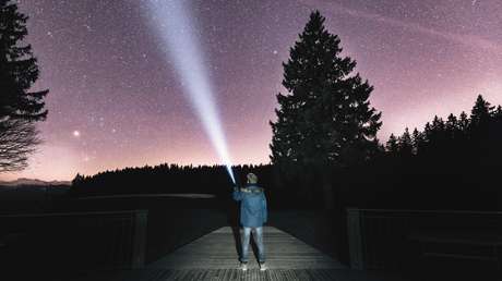 Australianos confunden un cohete espacial indio en viaje a la Luna con una invasión alienígena (FOTO)