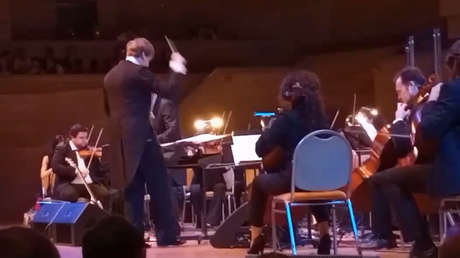 Banda rusa interpreta una famosa canción de Metallica en respuesta al homenaje del grupo estadounidense al legendario Víktor Tsoi