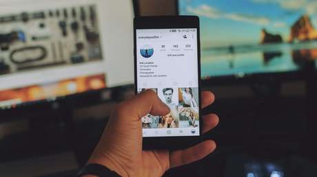 Un estudio asocia la depresión en la adolescencia con el tiempo frente a una pantalla