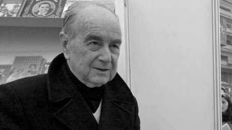 Muere a los 91 años el escritor y periodista chileno Enrique Lafourcade