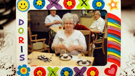 Dona el cuerpo de su madre para la medicina y descubre que el Ejército de EE.UU. lo compró y lo hizo explotar