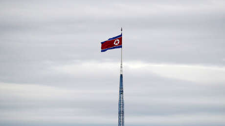 Un ciudadano norcoreano cruza la frontera entre las dos Coreas y Seúl lo tiene retenido