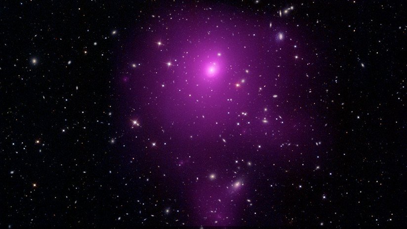 Descubren un descomunal agujero negro con una masa 40.000 millones de veces la del Sol