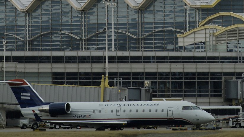 EE.UU.: Arrestan a una azafata por viajar en estado de ebriedad (VIDEO, FOTOS)