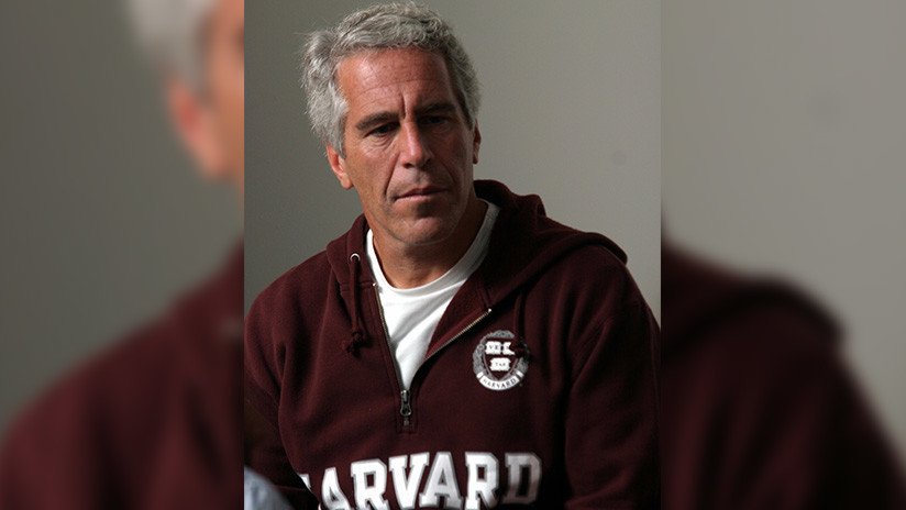 Una mujer que acusó a Jeffrey Epstein presenta ahora una demanda contra su propiedad y personas asociadas