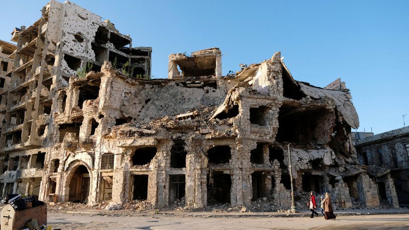 "¿Qué pasó cuando 'apoyaba' Siria y Libia?": Medio chino critica el respaldo de Hillary Clinton a los manifestantes en Hong Kong