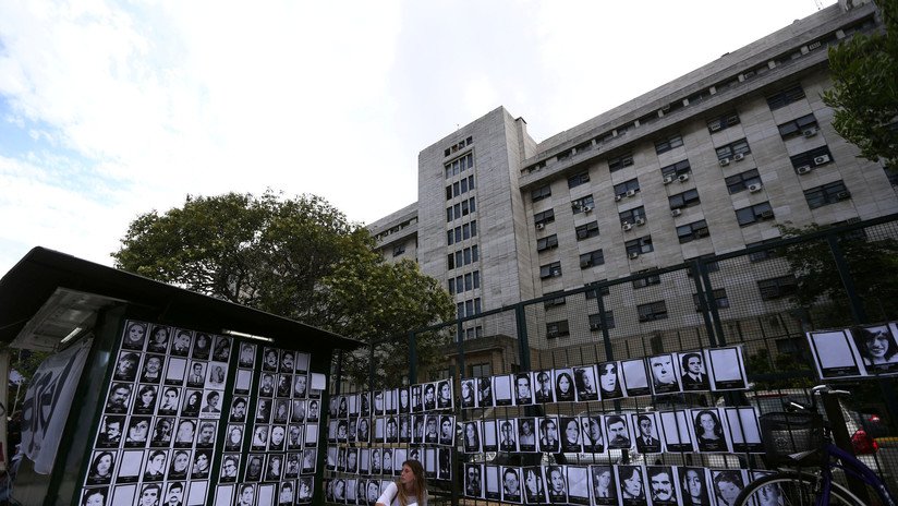 Un grupo de 312 represores va a juicio en Argentina por crímenes contra 2685 víctimas