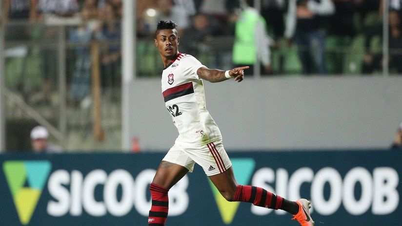 Un futbolista brasileño, el más rápido del mundo tras alcanzar los 38 kilómetros por hora en un partido