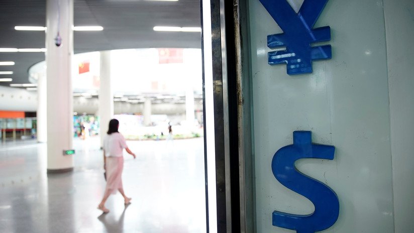 El yuan chino cae al punto más bajo desde 2008, en medio de las tensiones comerciales