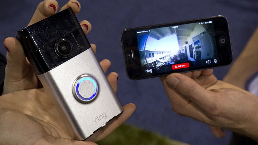 Más de 400 departamentos policiales en EE.UU. tienen acceso a las grabaciones de los 'timbres inteligentes' de Amazon