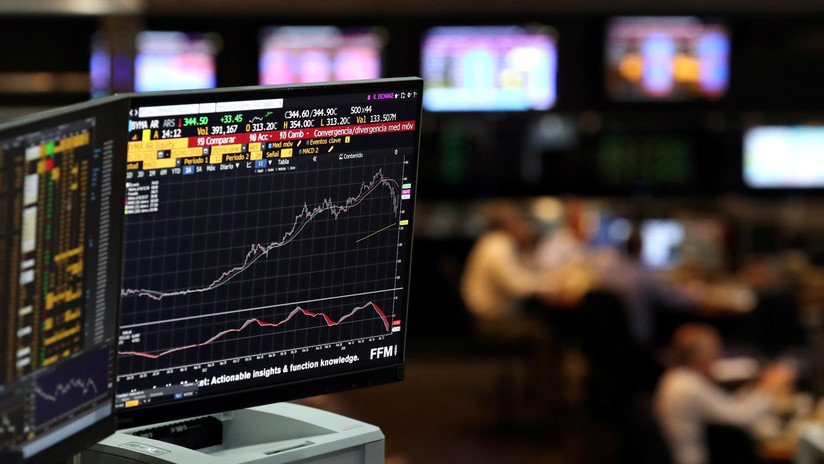 Récord del riesgo país en Argentina tras el 'default selectivo' de Standar & Poor's